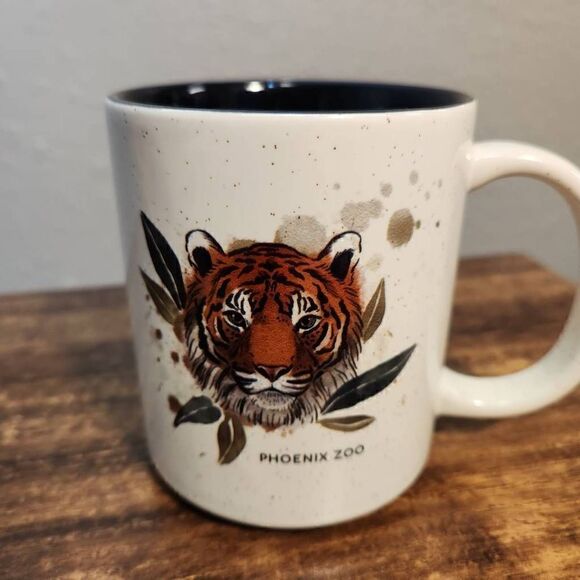 Phoenix Zoo tiger mug  - Picture 1 of 4